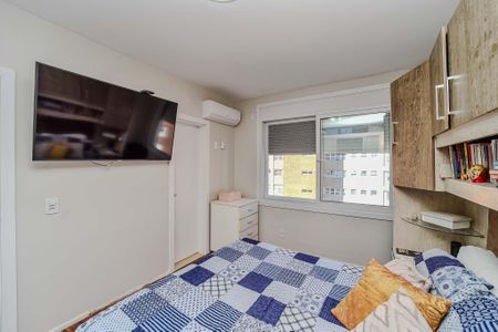 Apartamento à venda com 140m², 3 quartos e 2 vagas Apartamento à venda com 140m², 3 quartos e 2 vagasSuíte