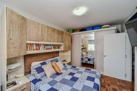 Apartamento à venda com 140m², 3 quartos e 2 vagas Apartamento à venda com 140m², 3 quartos e 2 vagasSuíte