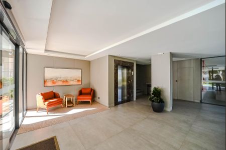 Apartamento à venda com 140m², 3 quartos e 2 vagas Apartamento à venda com 140m², 3 quartos e 2 vagasHall Social