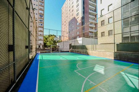 Apartamento à venda com 140m², 3 quartos e 2 vagas Apartamento à venda com 140m², 3 quartos e 2 vagasQuadra Esportiva