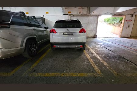 Apartamento à venda com 140m², 3 quartos e 2 vagas Apartamento à venda com 140m², 3 quartos e 2 vagasGaragem Vaga 1