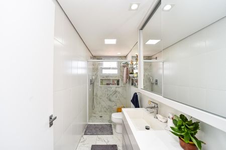 Apartamento à venda com 140m², 3 quartos e 2 vagas Apartamento à venda com 140m², 3 quartos e 2 vagasBanheiro Social