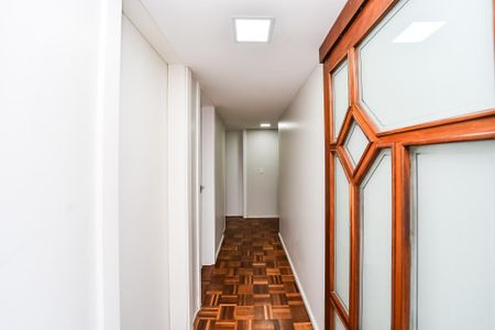 Apartamento à venda com 140m², 3 quartos e 2 vagas Apartamento à venda com 140m², 3 quartos e 2 vagasCorredor