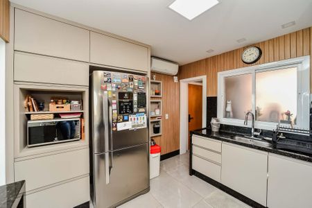 Apartamento à venda com 140m², 3 quartos e 2 vagas Apartamento à venda com 140m², 3 quartos e 2 vagasCozinha