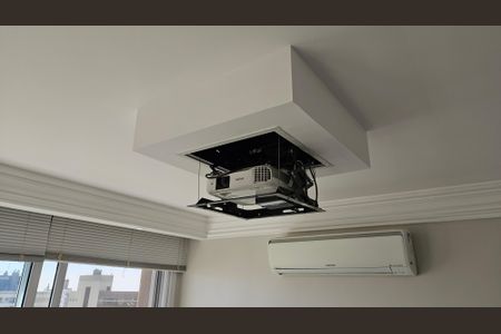 Apartamento à venda com 140m², 3 quartos e 2 vagas Apartamento à venda com 140m², 3 quartos e 2 vagasSala