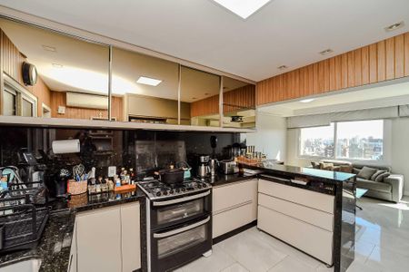 Apartamento à venda com 140m², 3 quartos e 2 vagas Apartamento à venda com 140m², 3 quartos e 2 vagasCozinha