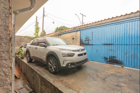 Casa à venda com 100m², 2 quartos e 2 vagasGaragem