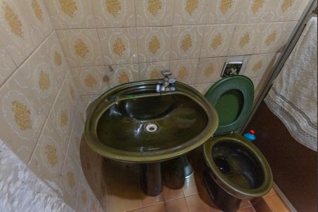 Casa à venda com 100m², 2 quartos e 2 vagasBanheiro