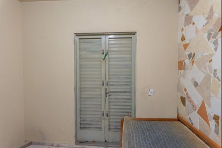 Casa à venda com 100m², 2 quartos e 2 vagasQuarto 1