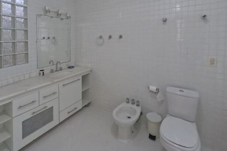 Apartamento para alugar com 202m², 4 quartos e 2 vagasBanheiro da Suíte 1