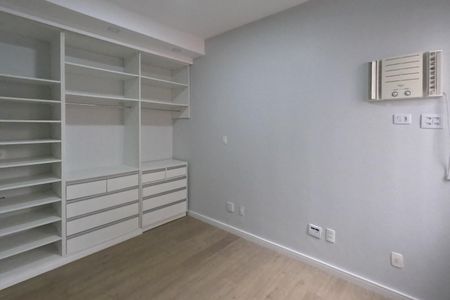 Apartamento para alugar com 202m², 4 quartos e 2 vagasSuíte 1