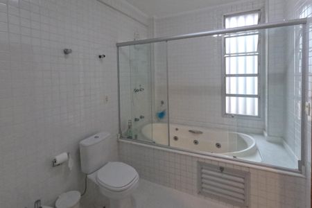 Apartamento para alugar com 202m², 4 quartos e 2 vagasBanheiro da Suíte 1