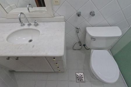 Apartamento para alugar com 202m², 4 quartos e 2 vagasBanheiro Social