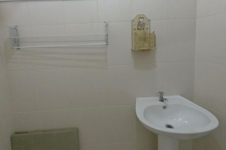 Apartamento para alugar com 202m², 4 quartos e 2 vagasBanheiro de Serviço