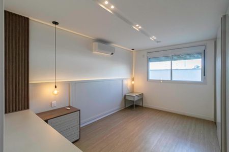 Apartamento à venda com 245m², 4 quartos e 4 vagasSuíte 2