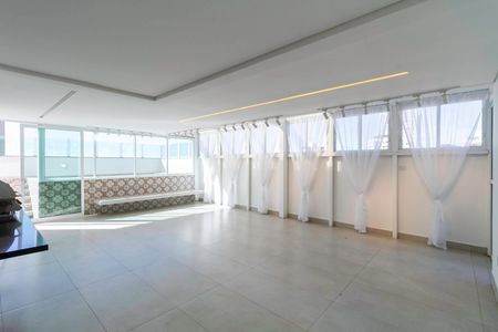 Apartamento à venda com 245m², 4 quartos e 4 vagasÁrea Externa