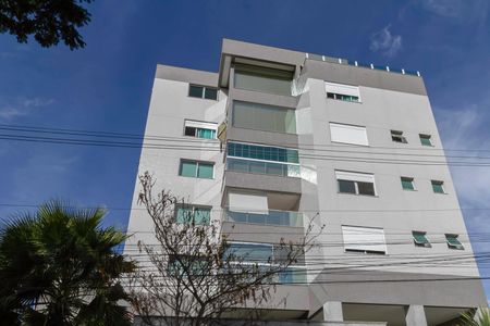 Apartamento à venda com 245m², 4 quartos e 4 vagasFachada