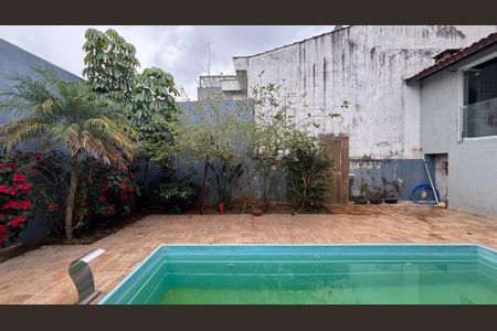 Casa à venda com 263m², 4 quartos e 4 vagas Casa à venda com 263m², 4 quartos e 4 vagasÁrea Externa