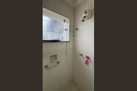 Casa à venda com 263m², 4 quartos e 4 vagas Casa à venda com 263m², 4 quartos e 4 vagasBanheiro 2
