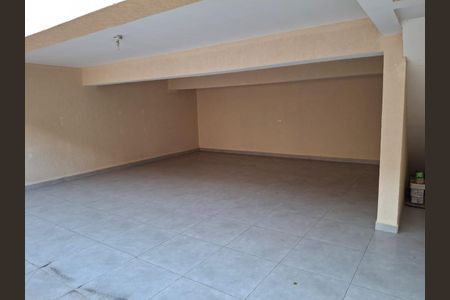 Casa à venda com 181m², 3 quartos e 4 vagas Casa à venda com 181m², 3 quartos e 4 vagasGaragem