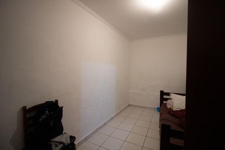Casa à venda com 175m², 5 quartos e 3 vagas Casa à venda com 175m², 5 quartos e 3 vagasQuarto 2