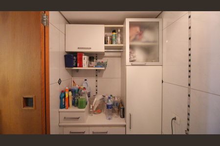 Casa à venda com 245m², 4 quartos e 6 vagasÁrea de Serviço