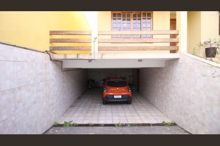 Casa à venda com 245m², 4 quartos e 6 vagasGaragem