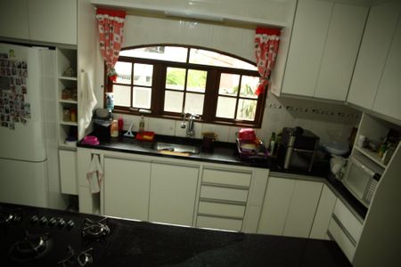 Casa para alugar com 200m², 3 quartos e 2 vagasCozinha