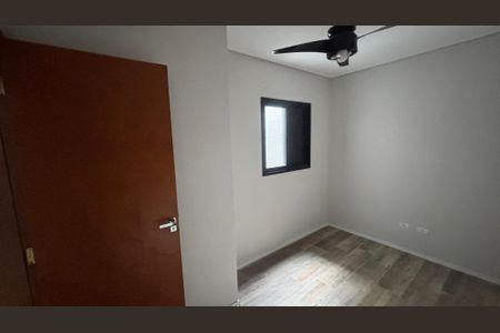 Apartamento à venda com 100m², 2 quartos e 2 vagasQuarto