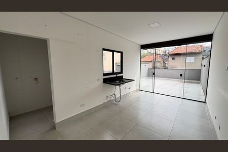 Apartamento à venda com 100m², 2 quartos e 2 vagasCozinha