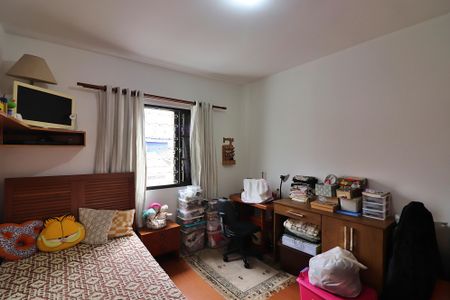 Casa à venda com 165m², 3 quartos e 2 vagasQuarto 2