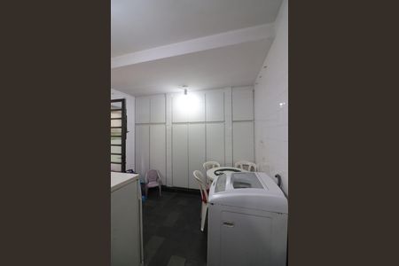 Casa à venda com 165m², 3 quartos e 2 vagasÁrea de Serviço