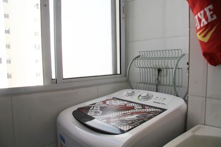 Apartamento à venda com 60m², 2 quartos e 1 vagaCozinha e Área de Serviço