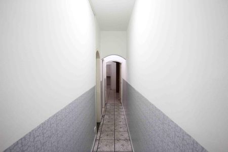 Casa para alugar com 100m², 2 quartos e 1 vaga Casa para alugar com 100m², 2 quartos e 1 vagaCorredor