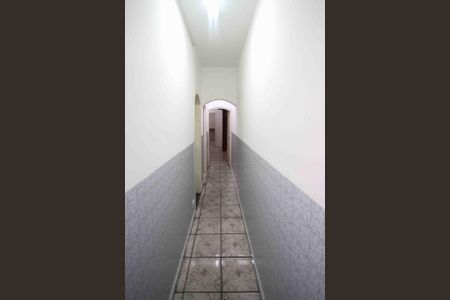 Casa para alugar com 100m², 2 quartos e 1 vaga Casa para alugar com 100m², 2 quartos e 1 vagaCorredor