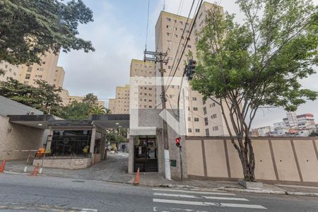 Apartamento à venda com 62m², 3 quartos e 1 vaga Apartamento à venda com 62m², 3 quartos e 1 vagaFachada