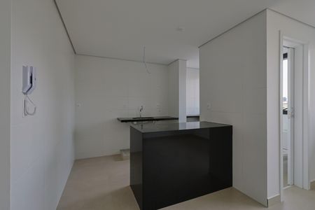 Apartamento à venda com 85m², 3 quartos e 2 vagasCozinha