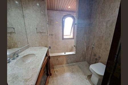 Casa à venda com 1600m², 4 quartos e 8 vagas