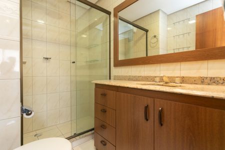 Apartamento à venda com 80m², 2 quartos e 1 vagaBanheiro Suíte 2