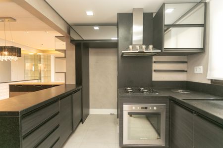 Apartamento à venda com 80m², 2 quartos e 1 vagaCozinha