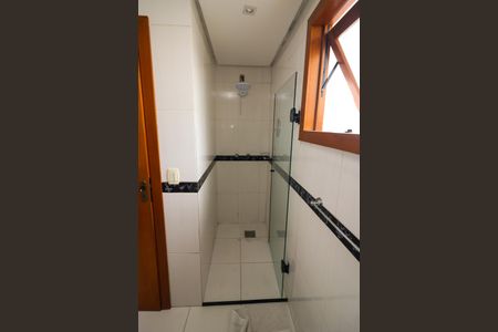 Casa à venda com 169m², 3 quartos e 3 vagas Casa à venda com 169m², 3 quartos e 3 vagasBanheiro da Suíte