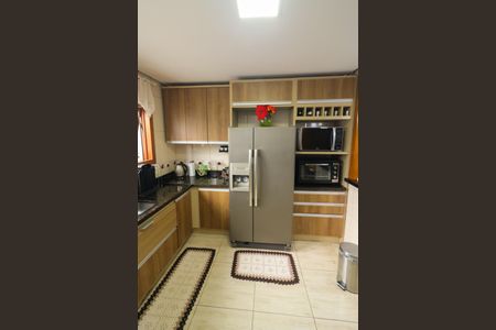 Casa à venda com 169m², 3 quartos e 3 vagas Casa à venda com 169m², 3 quartos e 3 vagasCozinha