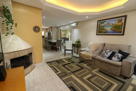 Casa à venda com 169m², 3 quartos e 3 vagas Casa à venda com 169m², 3 quartos e 3 vagasSala