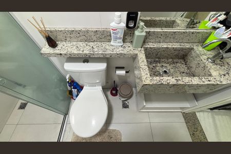 Apartamento à venda com 81m², 2 quartos e 1 vagaBanheiro