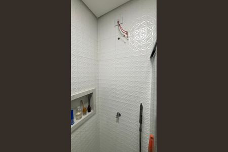 Apartamento à venda com 81m², 2 quartos e 1 vagaBanheiro da Suíte