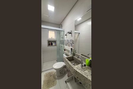 Apartamento à venda com 81m², 2 quartos e 1 vagaBanheiro