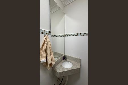 Apartamento à venda com 81m², 2 quartos e 1 vagaCobertura - Banheiro