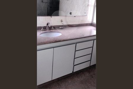 Apartamento à venda com 135m², 3 quartos e 1 vaga