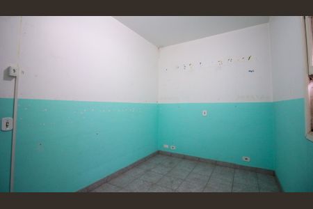 Casa para alugar com 3 quartos, 140m² em Vila Antonieta, São Paulo