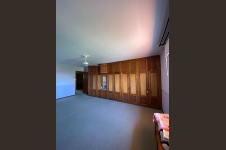 Casa à venda com 300m², 4 quartos e 5 vagas